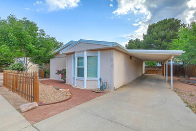 8439 Brook Street NE, Albuquerque