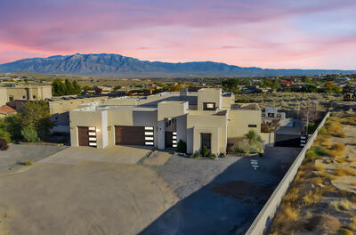 2104 Chessman Drive NE, Rio Rancho