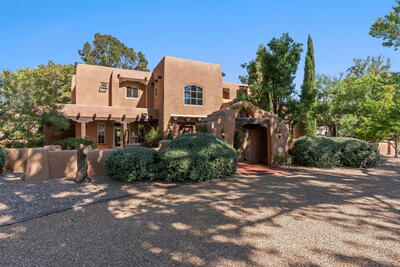1623 Francisca Road NW, Los Ranchos