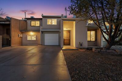 208 Shawnee Court SE, Albuquerque 