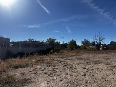 704 Griegos Road NW, Albuquerque 