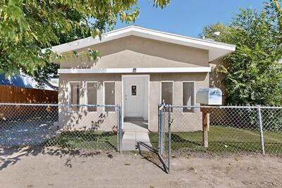 845 Aritas Road SW, Albuquerque