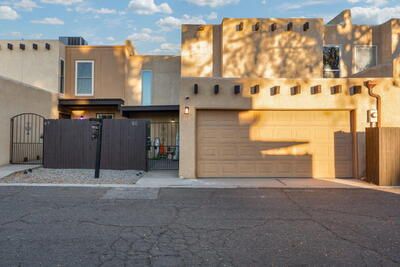 66 Calle De La Noche Boulevard NE, Albuquerque