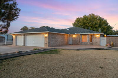 2233 Julie Avenue SW, Albuquerque