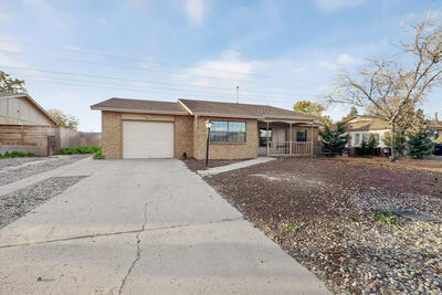 469 Wagon Train Drive SE, Rio Rancho